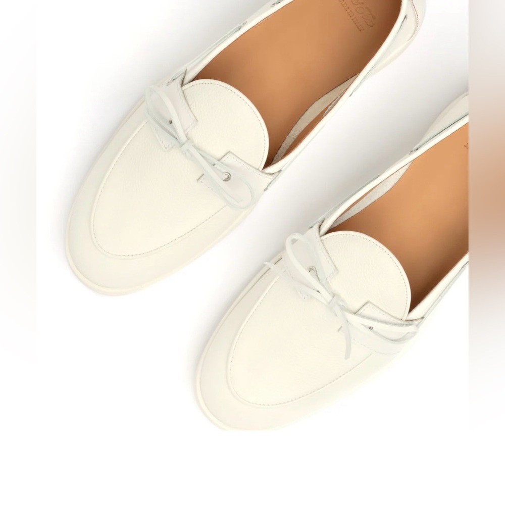 DEL TORO Women’s VINTAGE WHITE PEBBLED LEATHER BARCA YACHT LOAFER  $400